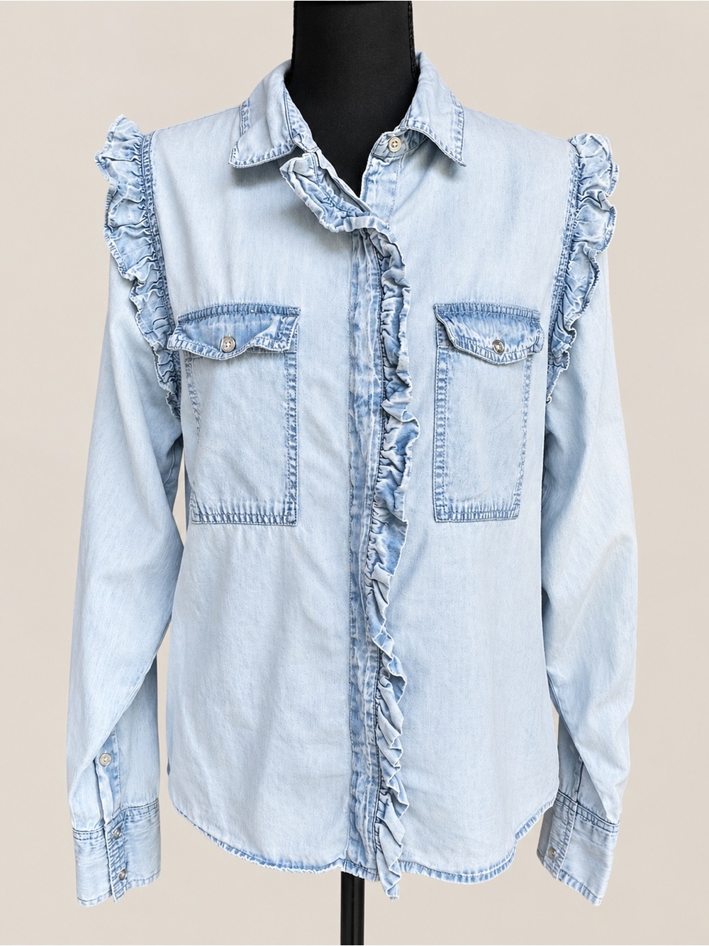 Elan Light Wash Denim Ruffle Button Down Shirt Blouse L